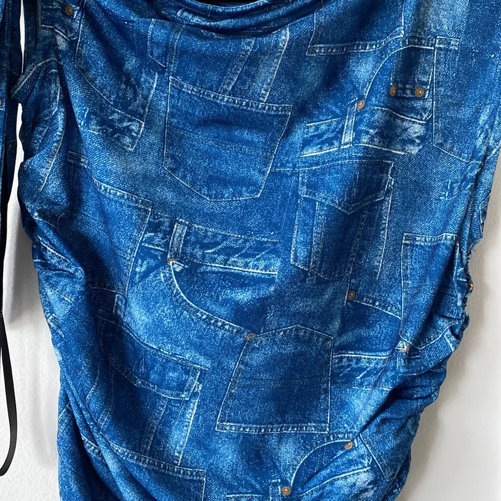 Forever 21 - Blue Denim Graphic Pattern One Side Tie Shoulder Tank Top Blouse - Picture 2 of 7
